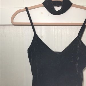 Prettylittlething velvet dress (matching choker)